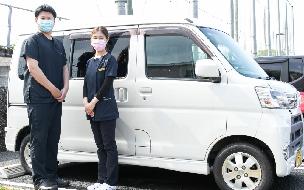 訪問歯科専用車